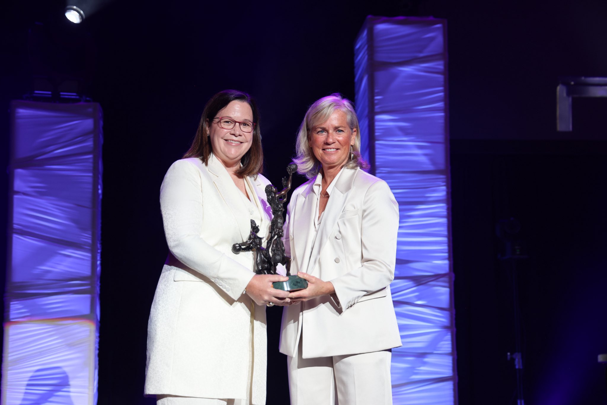 Danielle Donehew (IE 01)